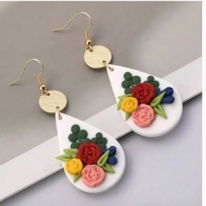 ❤️ FREE Clay Like Floral Hipster Hippie Art Wedding Flower Chic Glam Earrings